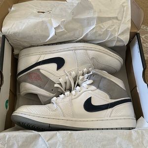 Air Jordan 1 Mid Paris White ECU